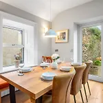 Market Street Apartment, Апартаменты Клифден